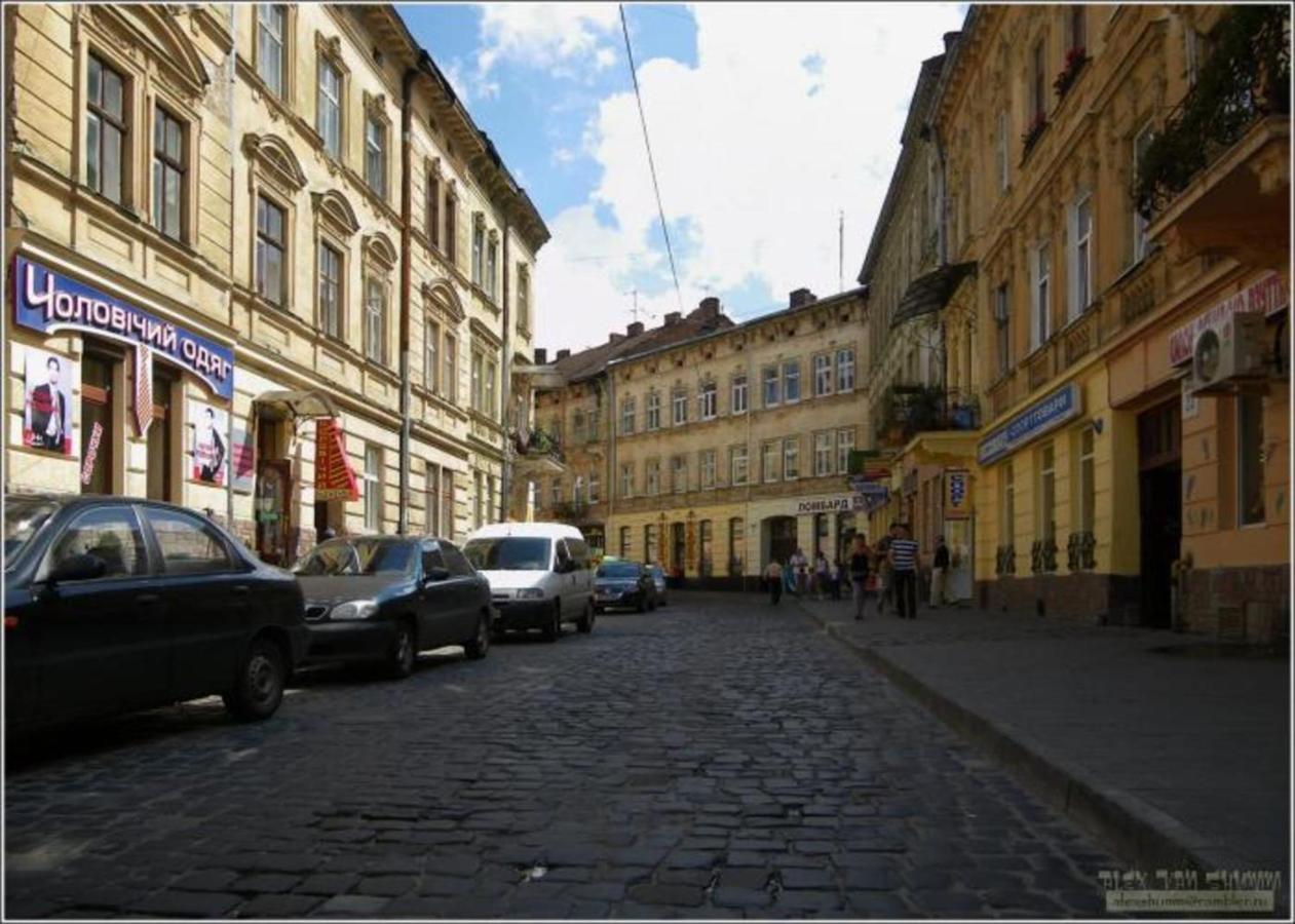 Невеликі апартаменти-смарт в центральній частині біля ТЦ Магнус Львів Екстер'єр фото